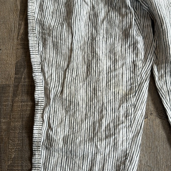 Anthropologie Linen Cropped Pants - Picture 2 of 6